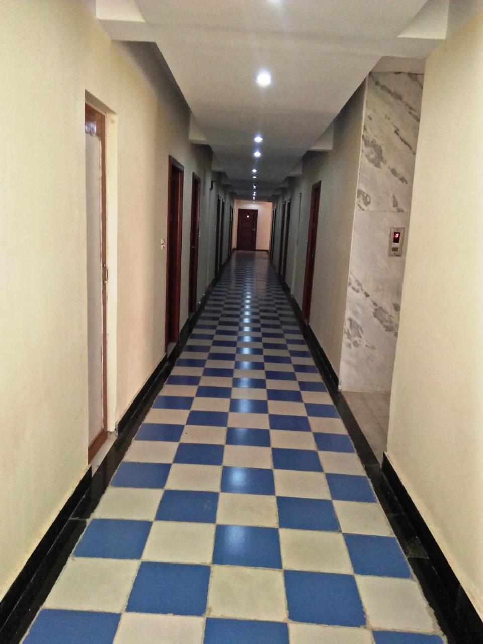 Hotel R K Palace Bodh Gaya Buitenkant foto